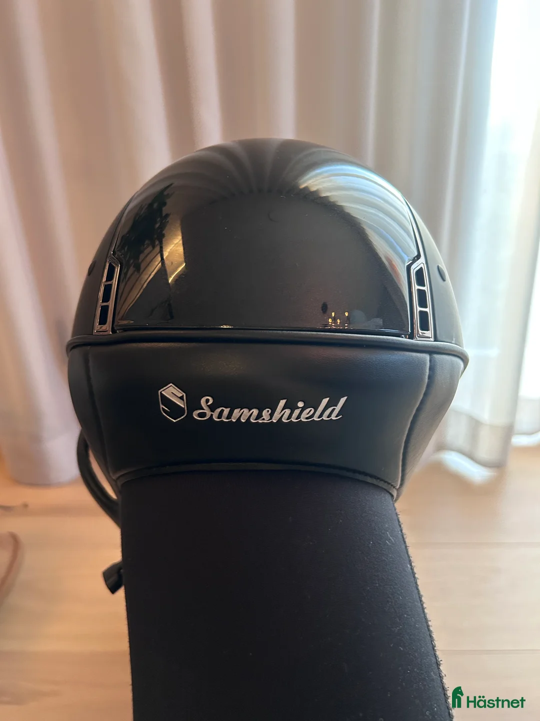 Hjälmar ryttarutrustning till salu: Samshield Miss Shield Shadowmatt Top Glossy - Annons 2