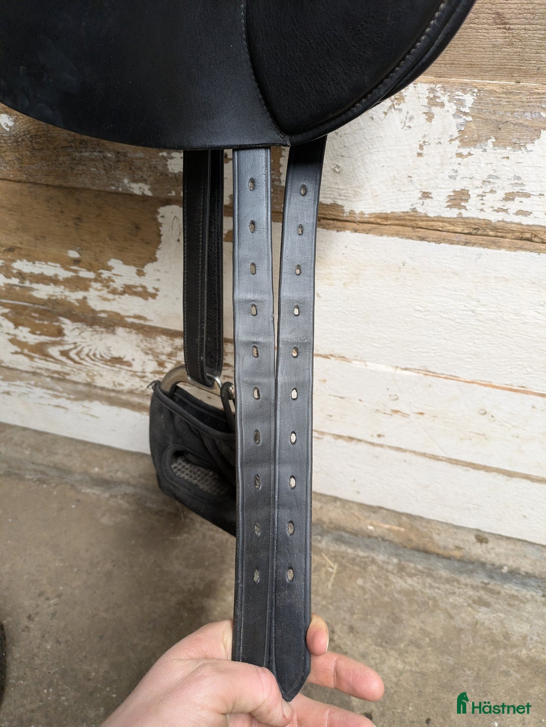 Sadlar hästutrustning till salu: Svart Sommer passion i Älmhult - Annons 5