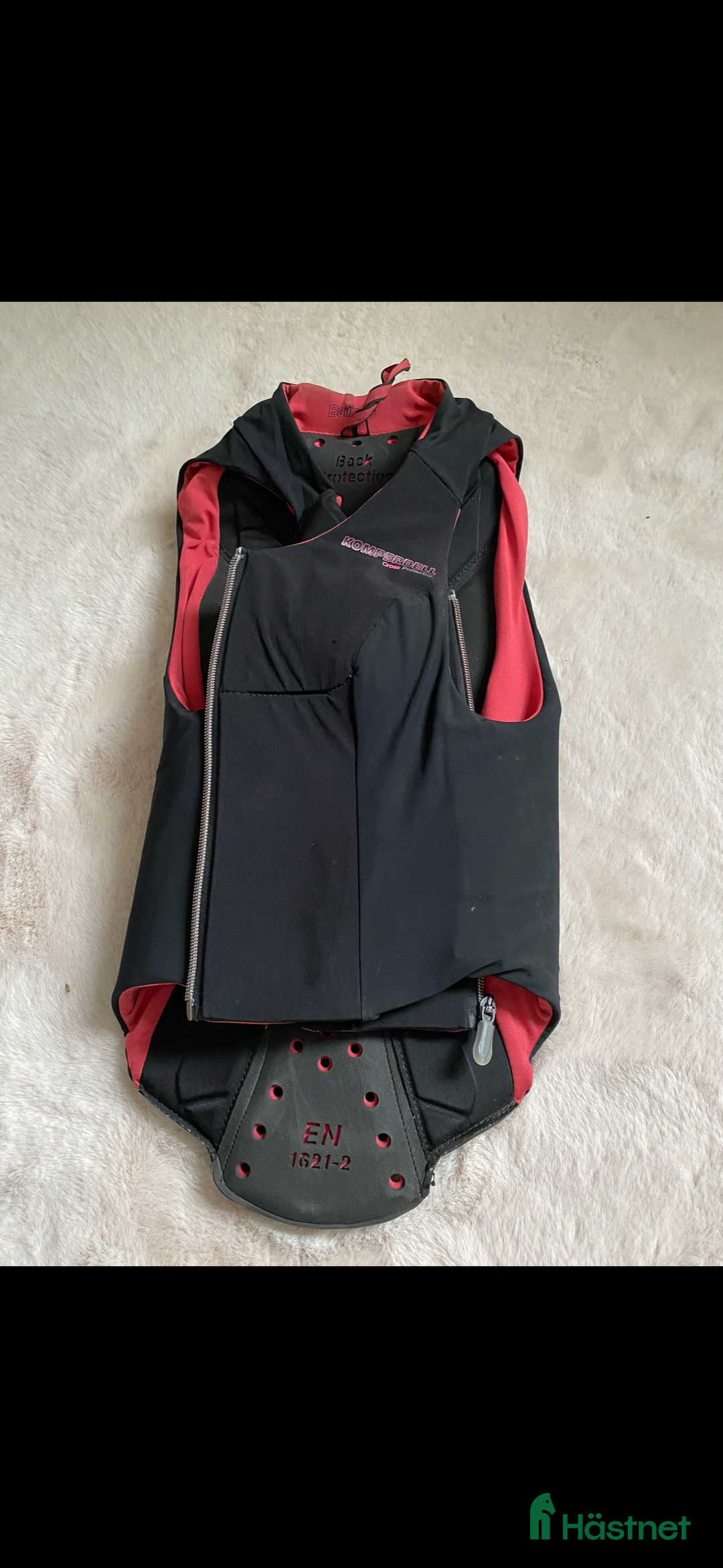 Säkerhetsvästar ryttarutrustning till salu: komperdell cross protection ryggskydd  i Göteborg - Annons 1