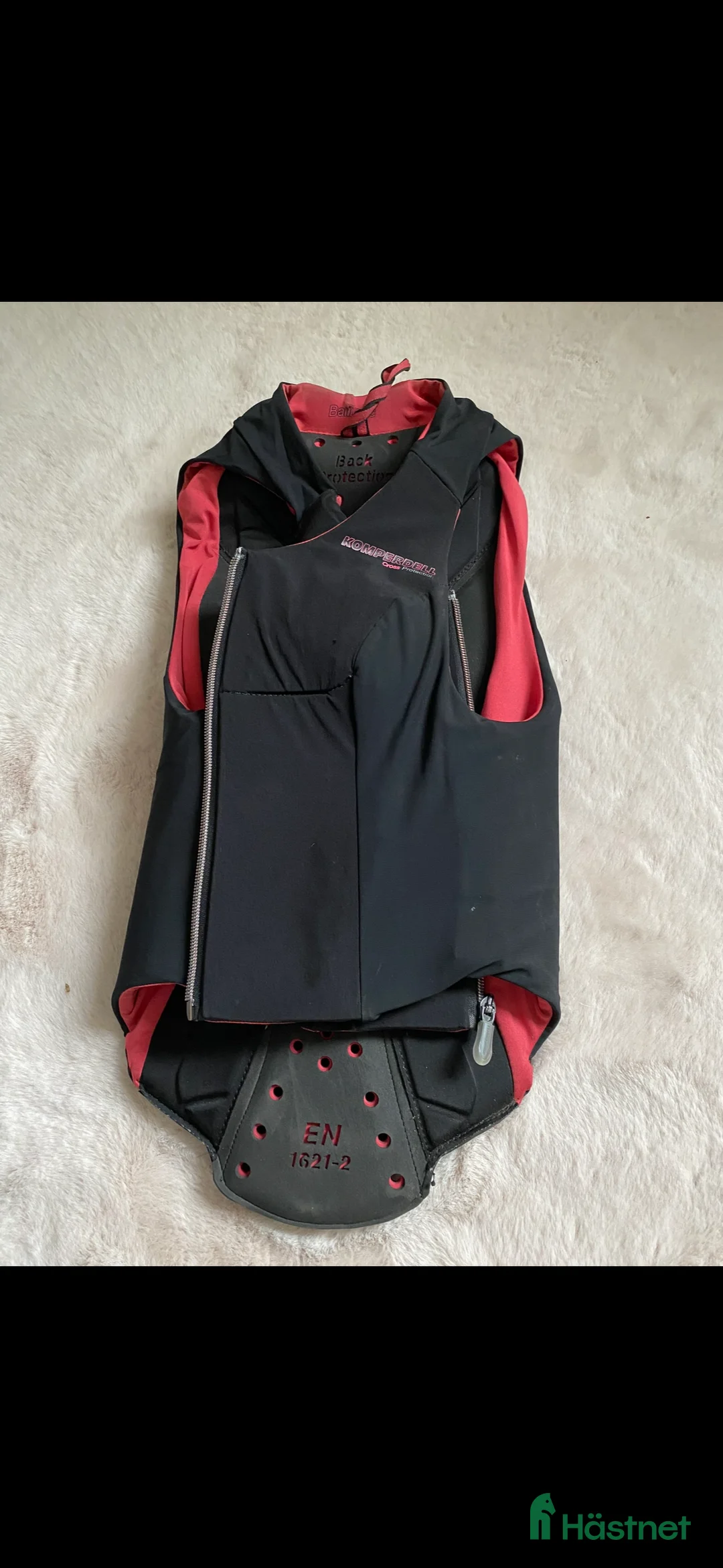 Säkerhetsvästar ryttarutrustning till salu: komperdell cross protection ryggskydd  i Göteborg - Annons 1