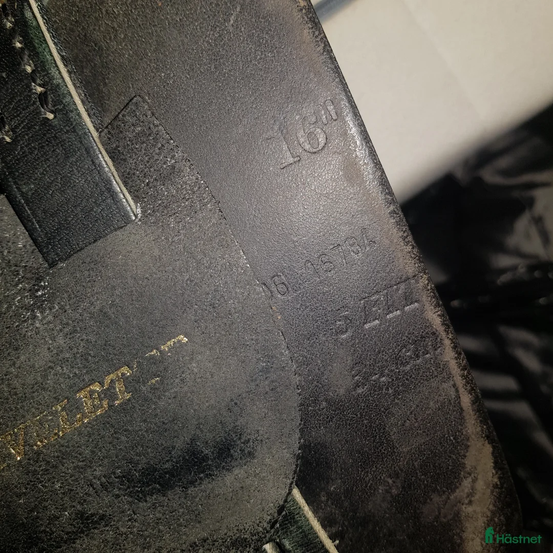 Sadlar hästutrustning till salu: Hoppsadel - Annons 4