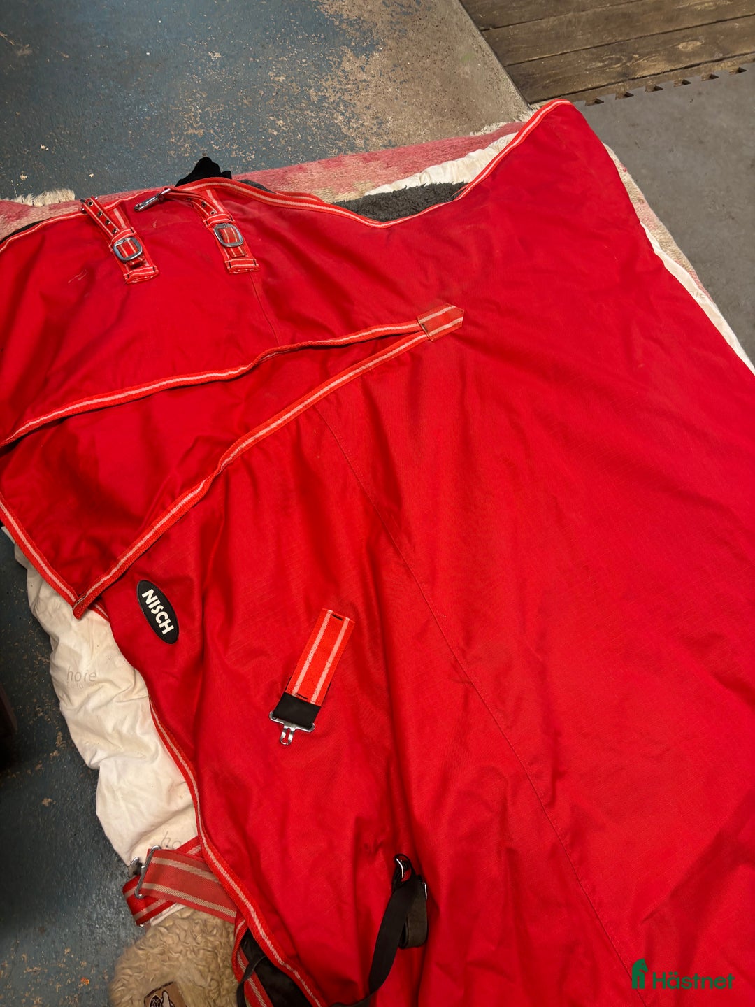 Täcken hästutrustning till salu: Nisch vinter/regntäcke i Sollerön - Annons 2