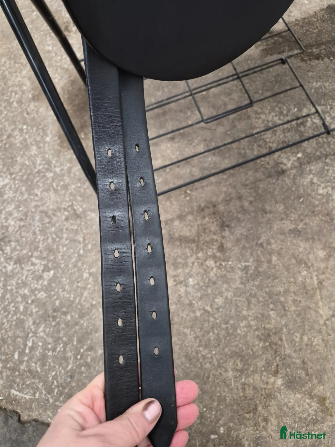 Sadlar hästutrustning till salu: Äldre kvalitetssadel  - Annons 10