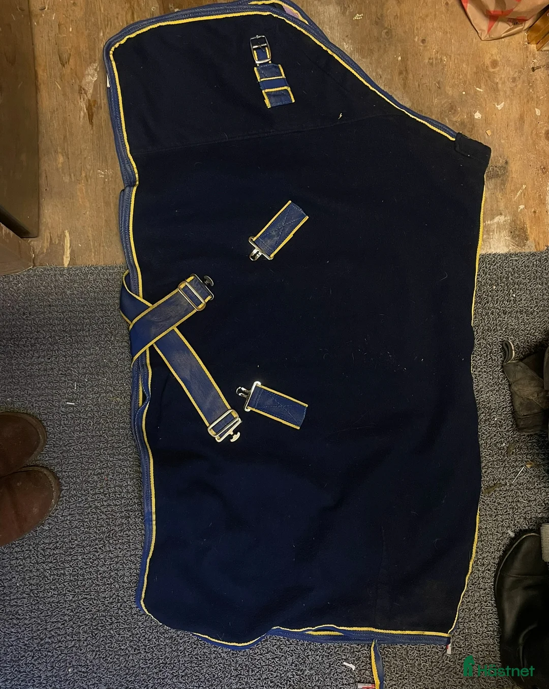 Täcken hästutrustning till salu: Täcken & schabrak  i Tullinge - Annons 4