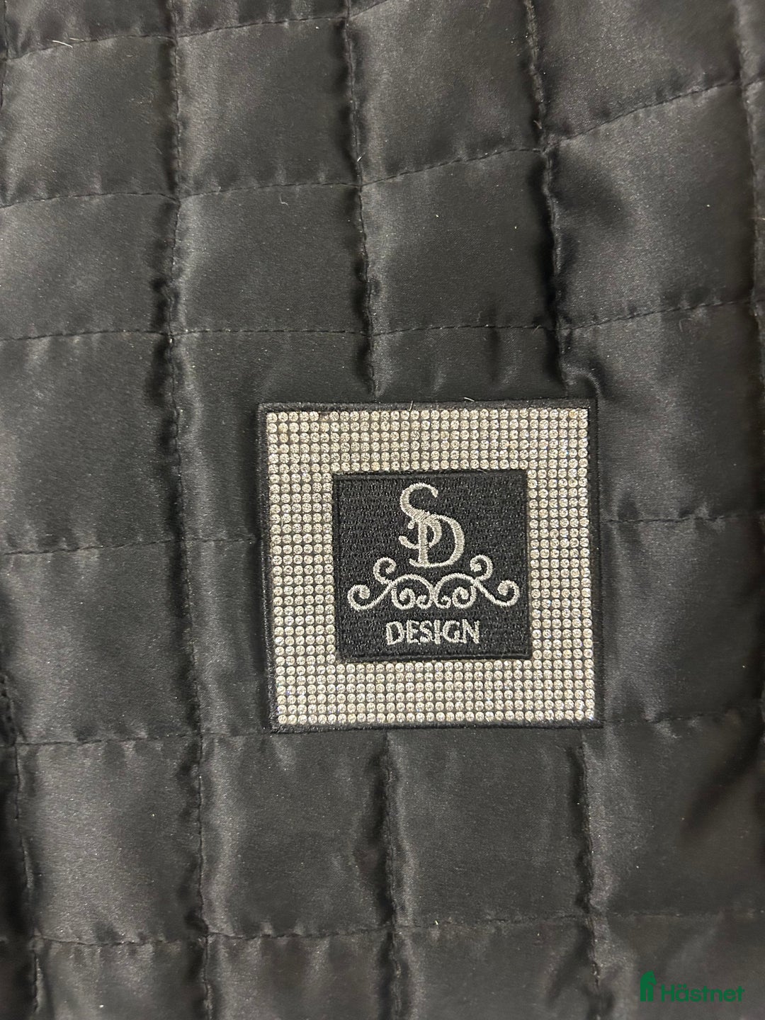 Täcken hästutrustning till salu: 2 superfina ländtäcken!! i Gävle - Annons 2