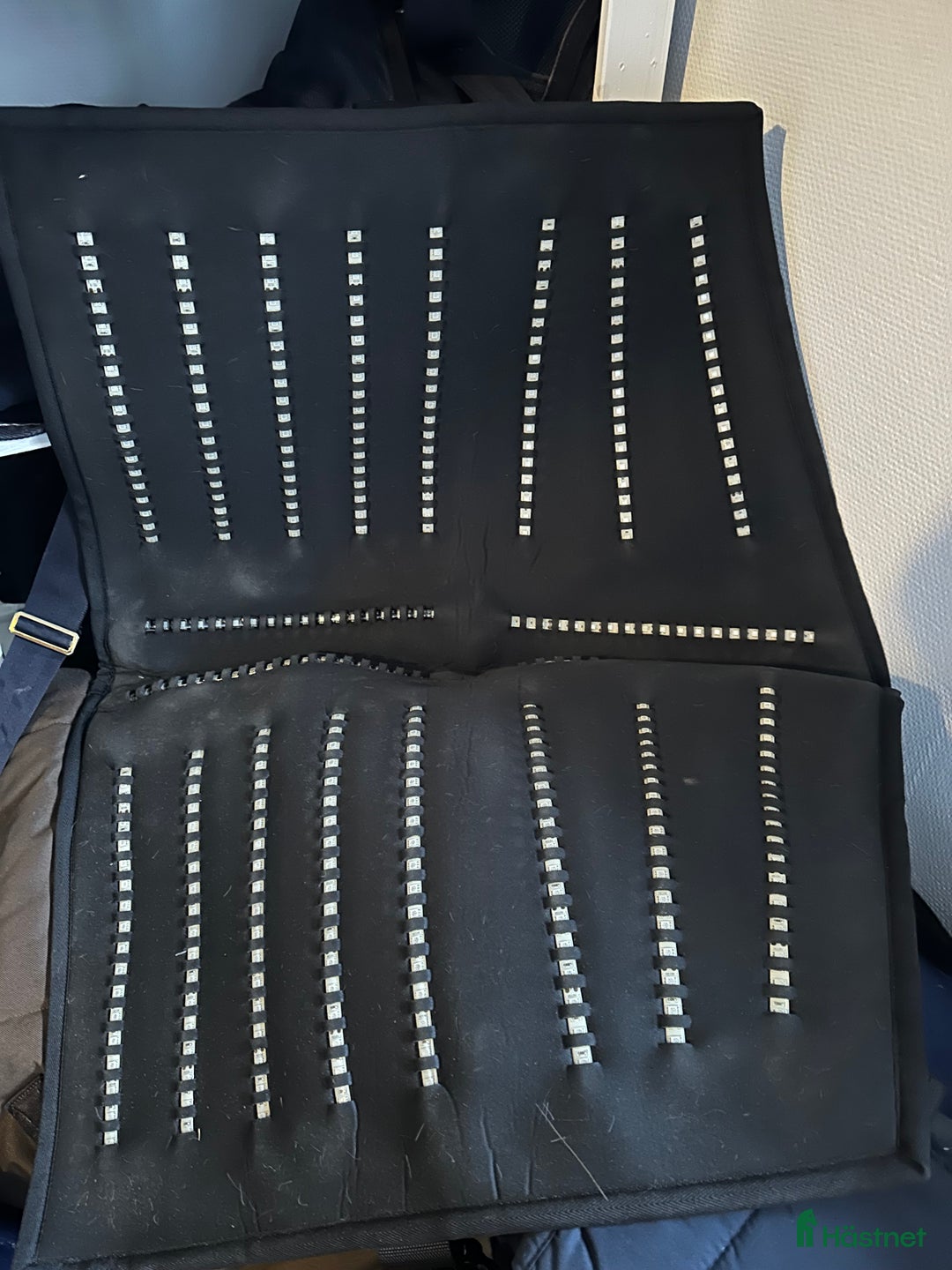 Övrig Hästutrustning hästutrustning till salu: LED pad och LED benskydd  i Frillesås - Annons 2