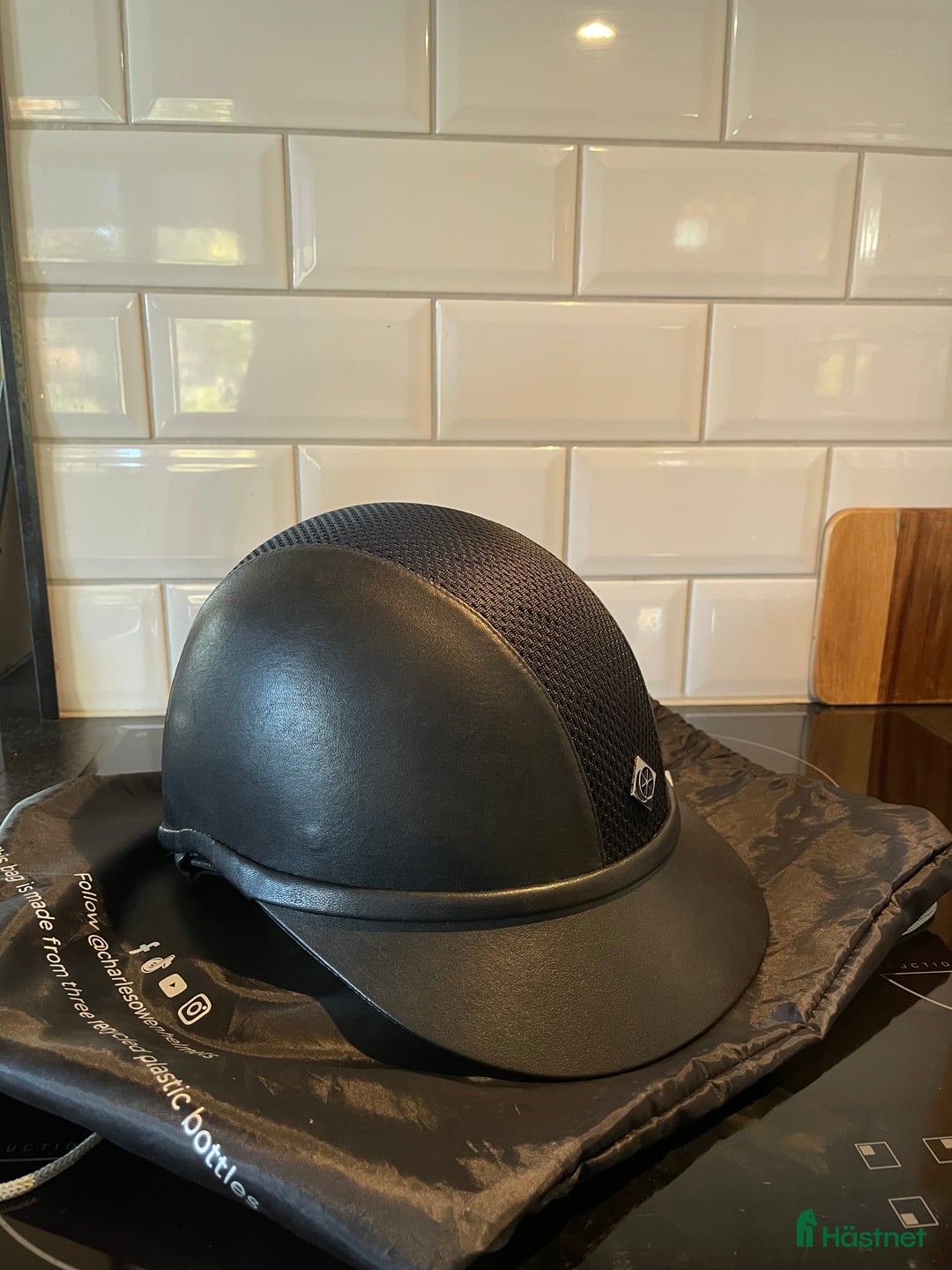 Hjälmar ryttarutrustning till salu: Charles Owen hjälm i Kramfors - Annons 5