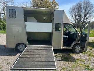 Hästlastbilar fordon & transport till salu: Häst lastbil B-kort + dragkrok - Annons 16