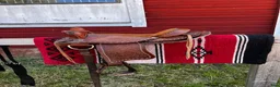 Sadlar hästutrustning till salu: Äldre liten westernsadel - Annons 1