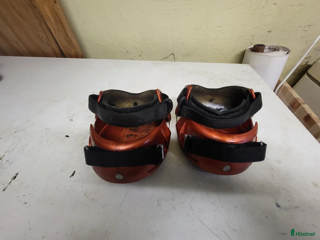 Övrig Hästutrustning hästutrustning till salu: Renegade boots i Bollnäs - Annons 1