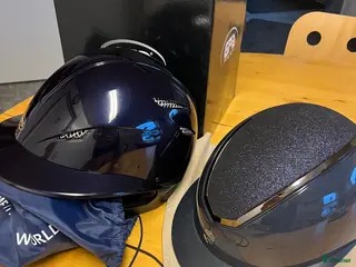 Hjälmar ryttarutrustning till salu: Superfin hjälm Charles Owen i Ödsmål - Annons 2