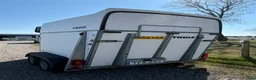Hästtransporter  fordon & transport till salu: Hästtransport utan sadelkammare - Annons 4