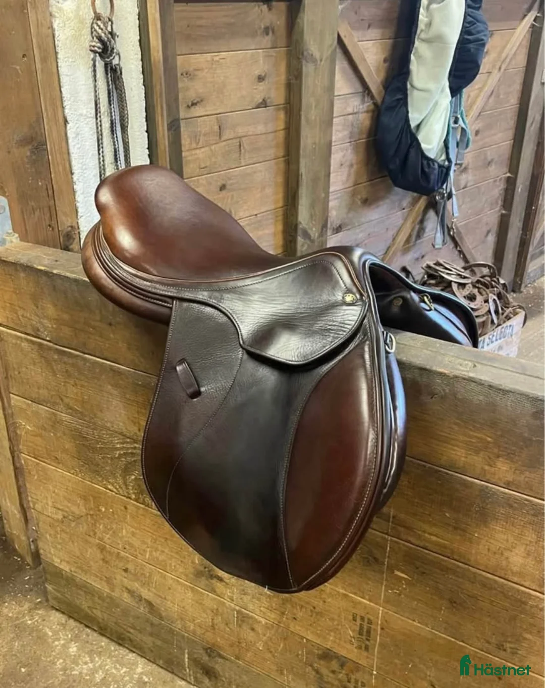 Sadlar hästutrustning till salu: Evolut sadel - Annons 1