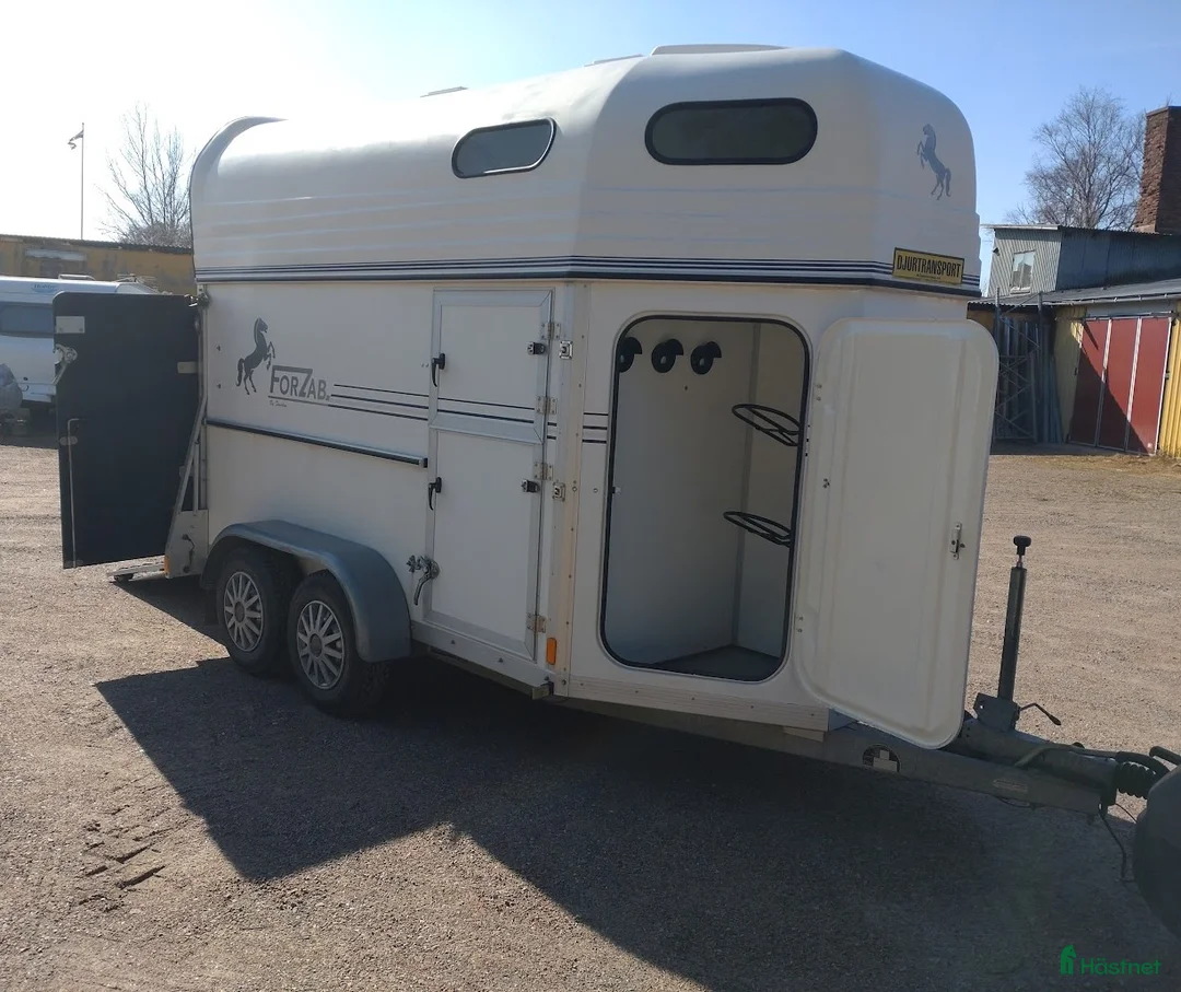 Hästtransporter  fordon & transport till salu: Forsab Cavallo Seh 26 i Gråbo - Annons 2