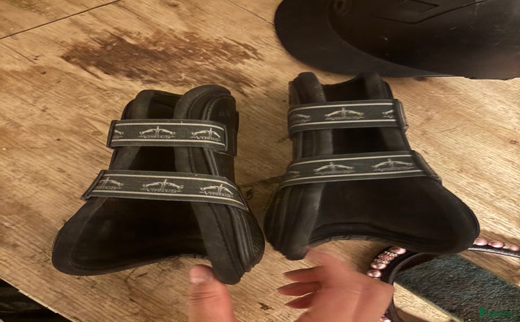 Benskydd hästutrustning till salu i Saltsjö-Boo - Annons 20