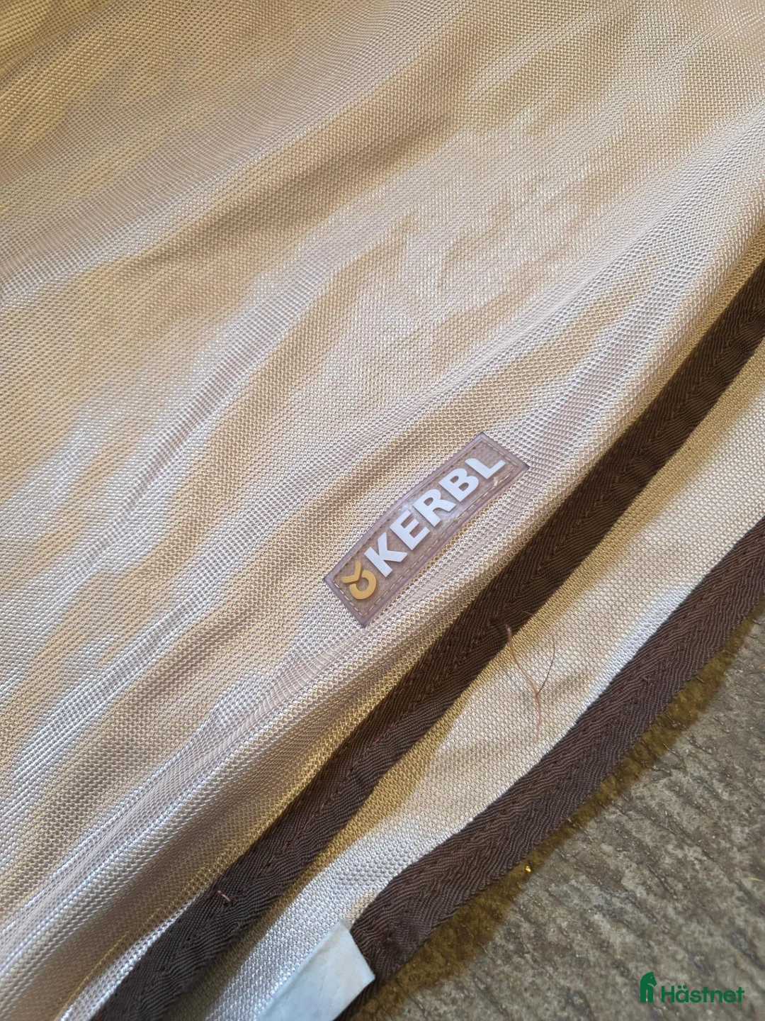 Täcken hästutrustning till salu: Flugtäcke 130 cm - Annons 3