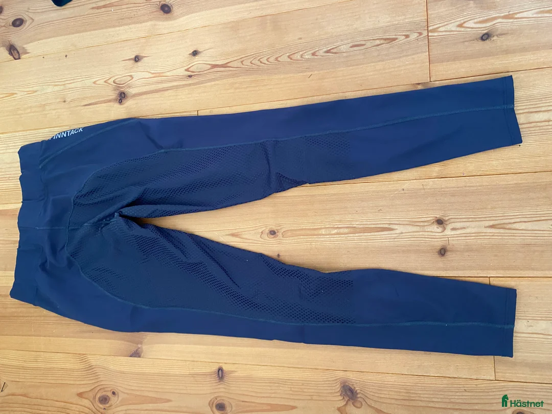 Ridbyxor ryttarutrustning till salu: 2 st Finntack ridtights i Brålanda - Annons 3