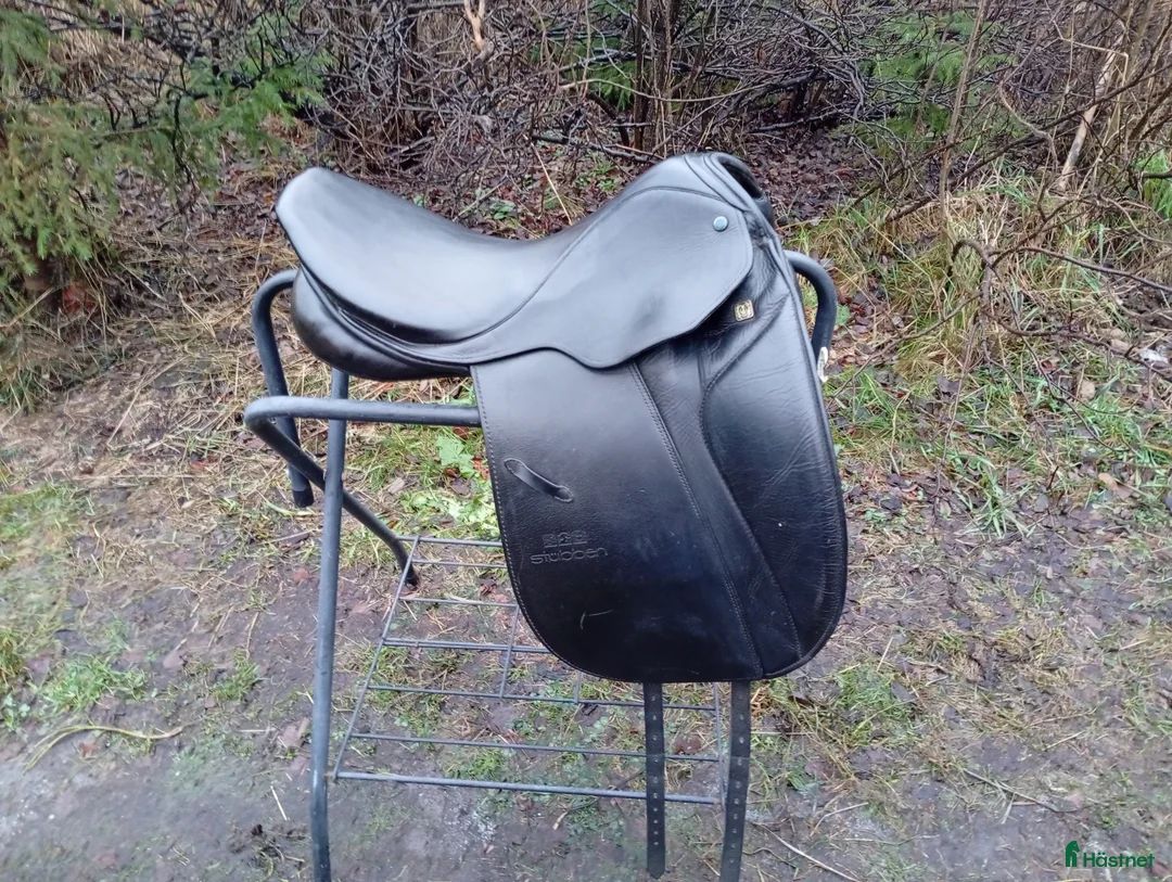 Sadlar hästutrustning till salu: Supertrevlig dressyrsadel i Hudiksvall - Annons 2