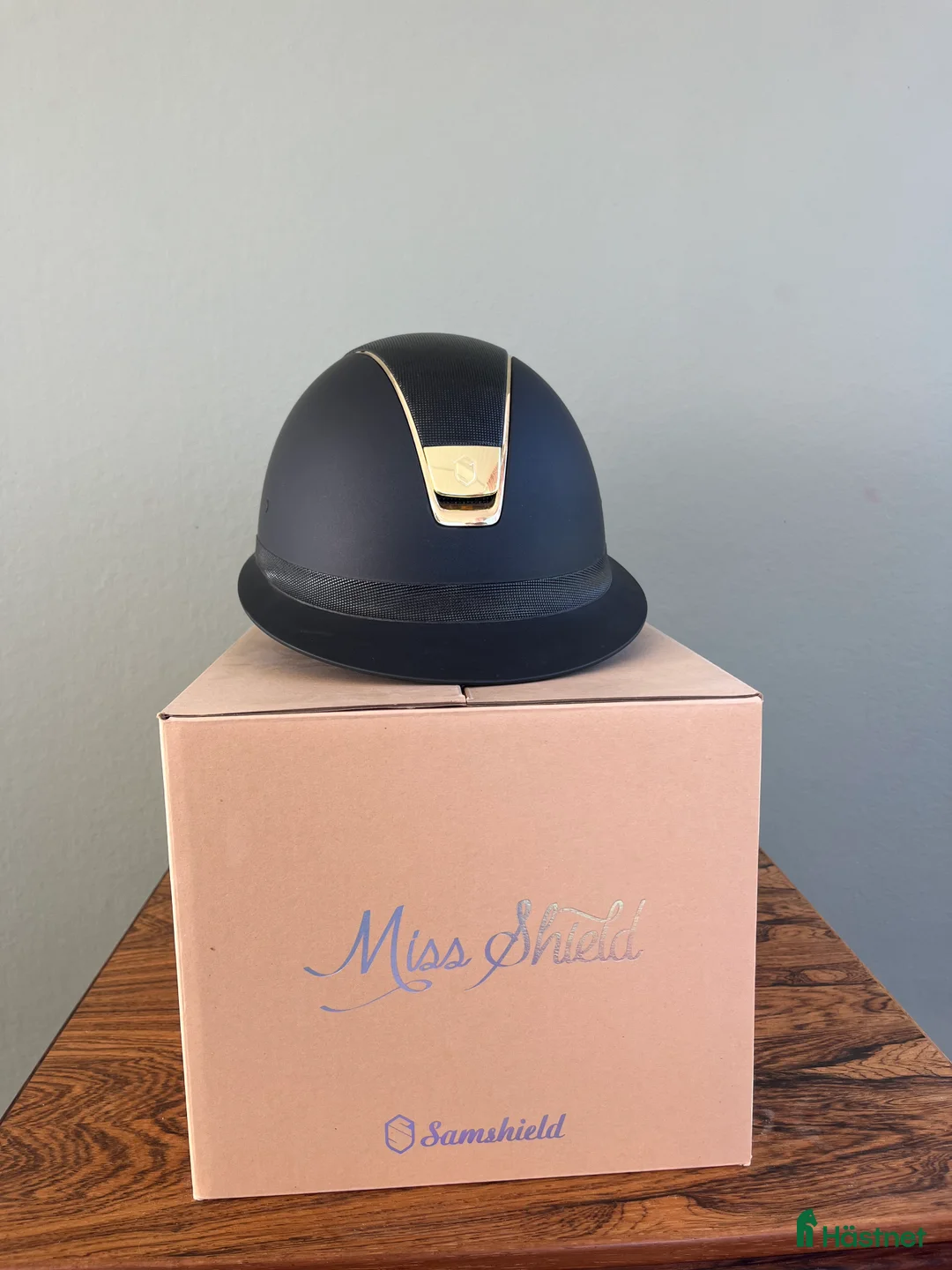 Hjälmar ryttarutrustning till salu: Samshield i Kalmar - Annons 1