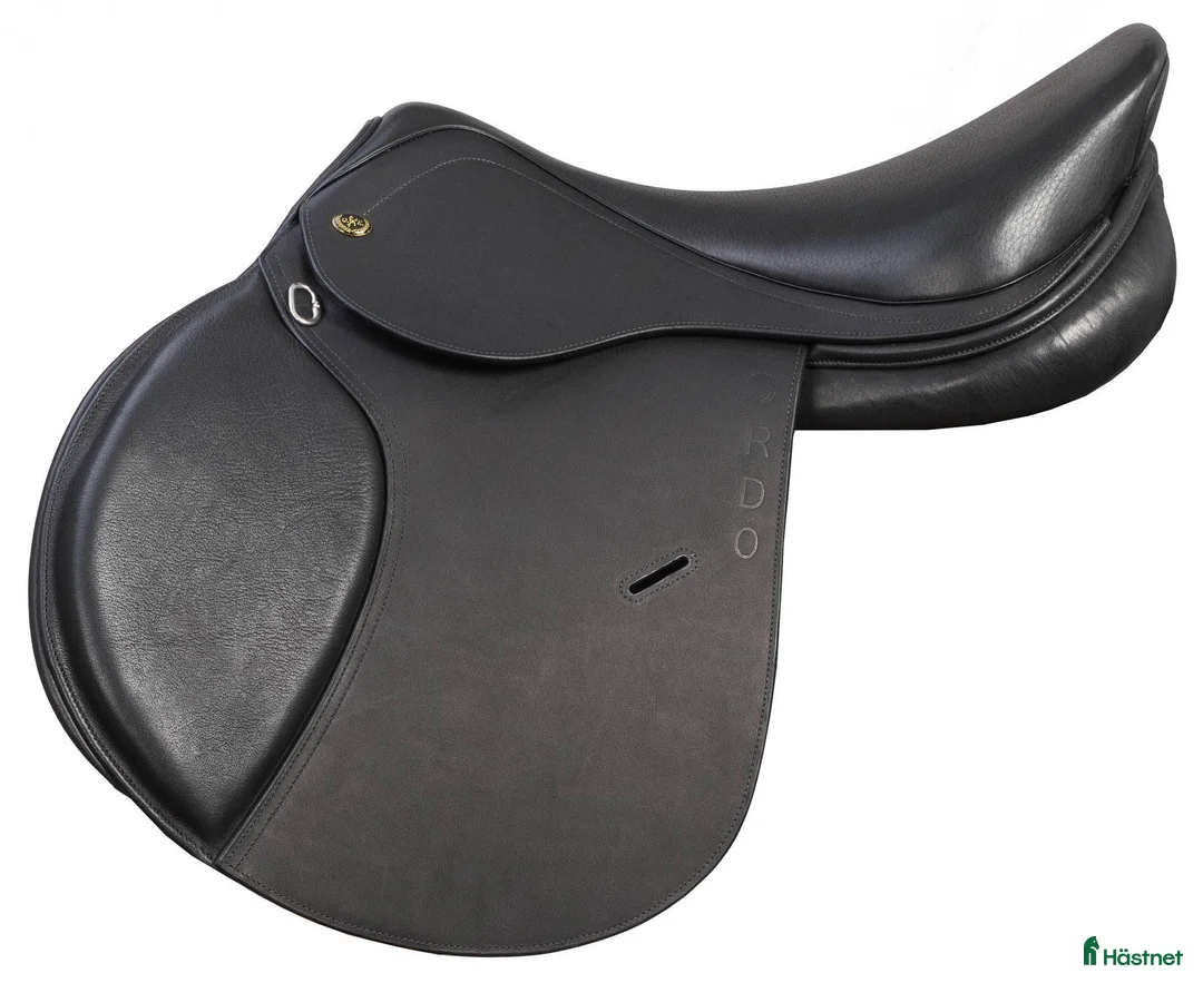 Sadlar hästutrustning till salu: Globus Ordo Victoria 16,5` i Klippan - Annons 1