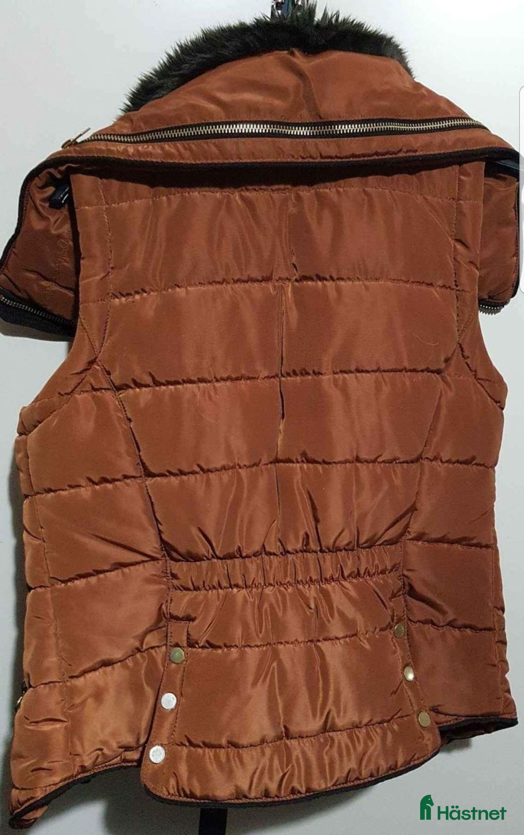 Övrigt Ridkläder ryttarutrustning till salu: Snygg ridväst XS i Timrå - Annons 2