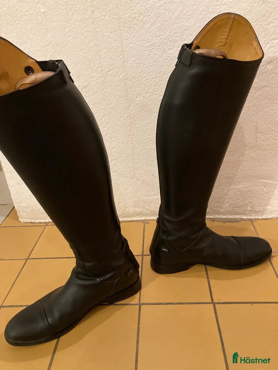 Ridstövlar ryttarutrustning till salu: Läderridstövlar i Nävlinge - Annons 4