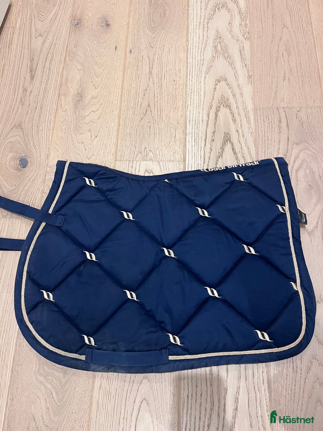 Schabrak & Vojlockar hästutrustning till salu: Superfint hopp schabrak i Kungälv - Annons 1