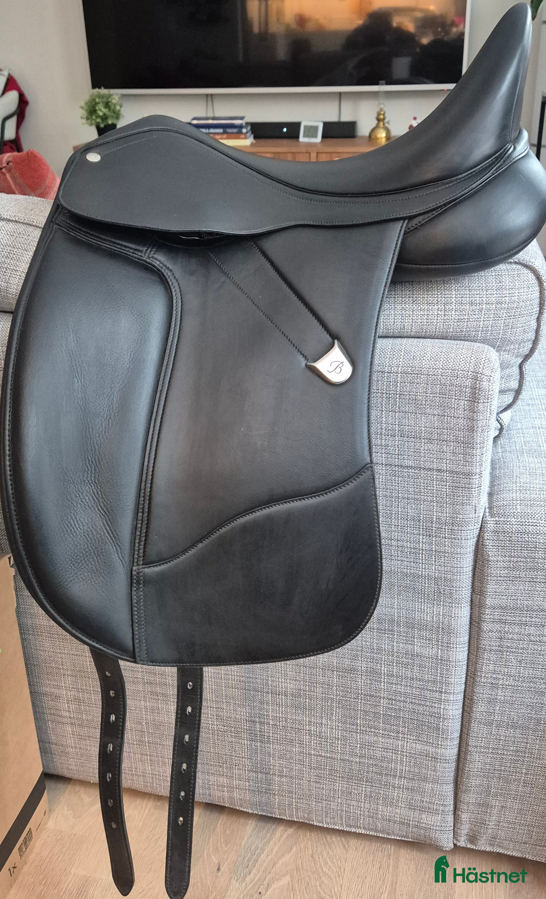 Sadlar hästutrustning Säljer Bates Dressyrsadel Luxe 17' i Nacka - Annons 4