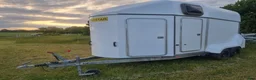 Hästtransporter  fordon & transport till salu: Ringostar nyrenoverad - Annons 1