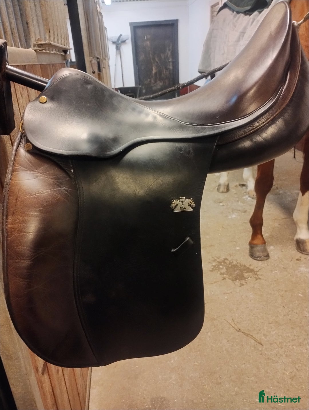 Sadlar hästutrustning till salu: Spirig Caprice  - Annons 1