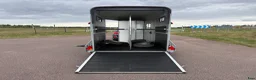 Hästtransporter  fordon & transport till salu: Cheval Touring Country -22 Fronturlastning! - Annons 4