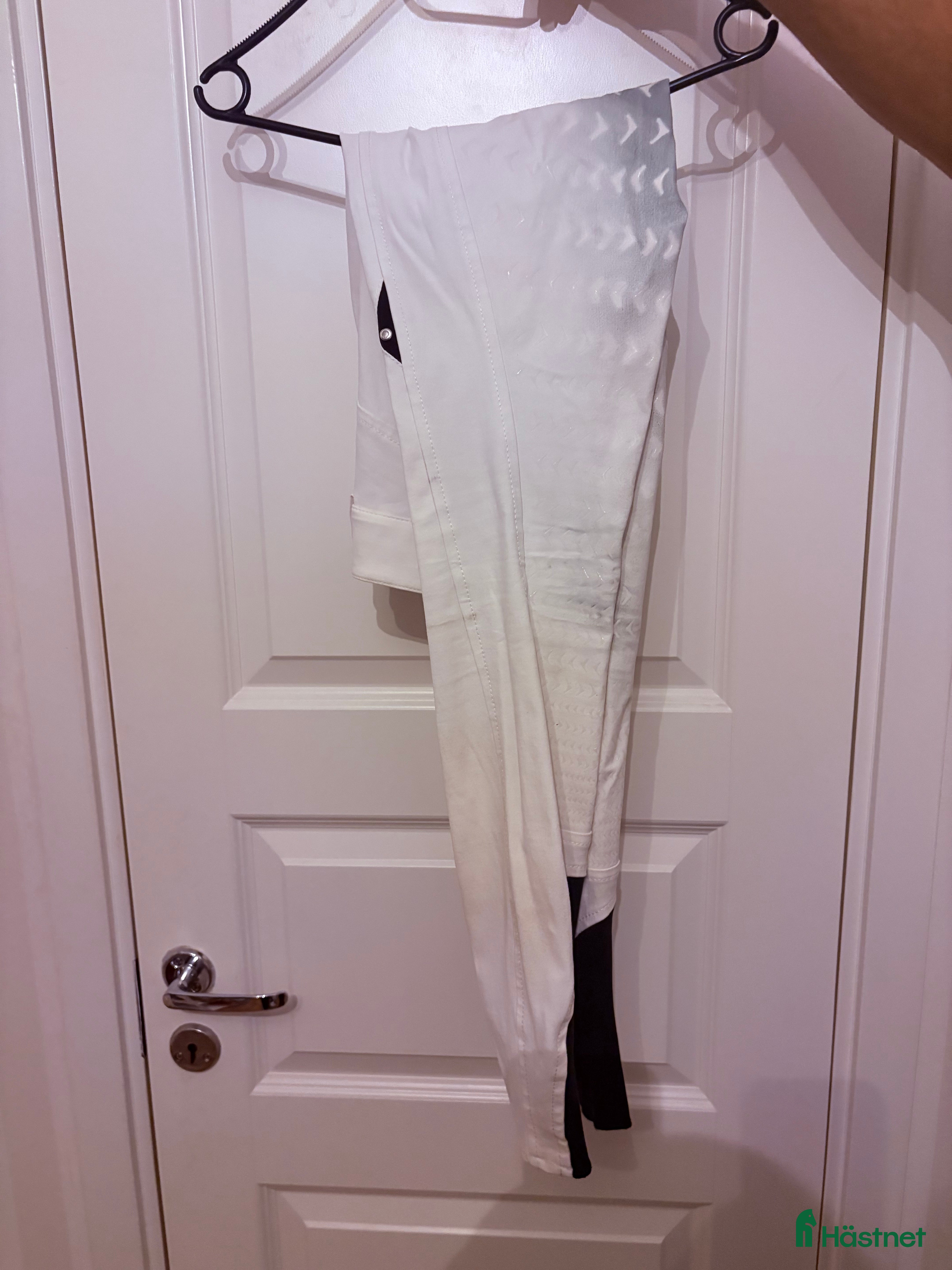 Ridbyxor ryttarutrustning till salu: Equiline  - Annons 3