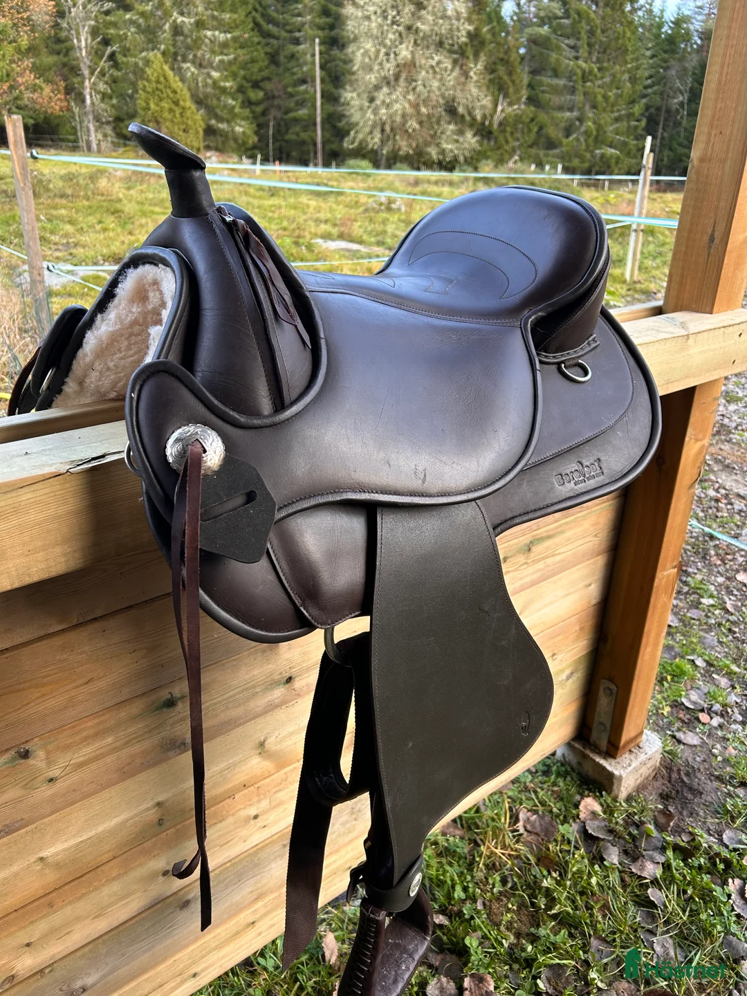 Sadlar hästutrustning till salu: Barefoot Arizona  i Alvesta - Annons 1