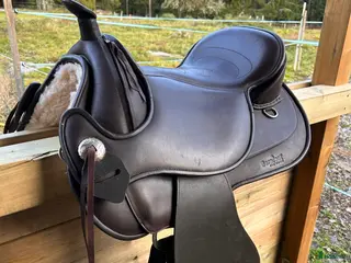 Sadlar hästutrustning Barefoot Arizona i Alvesta - Annons 2