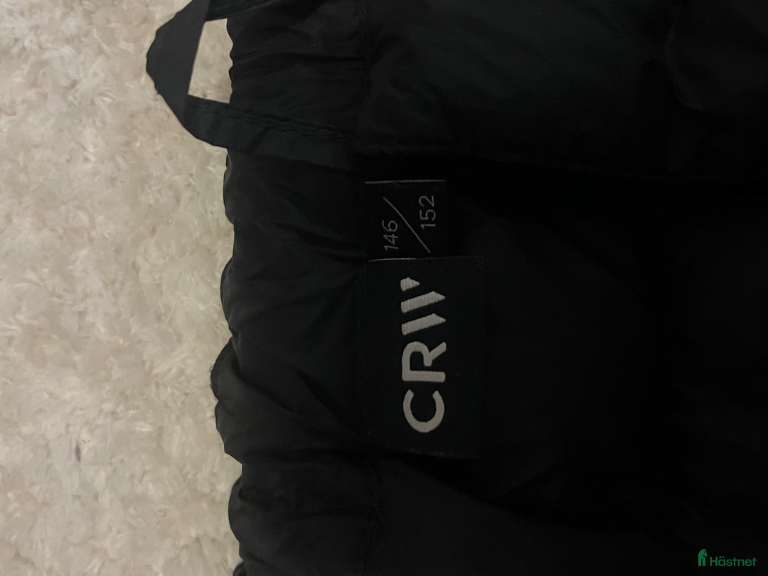 Säkerhetsvästar ryttarutrustning till salu: Säkerhetsväst, lång vinter kappa, ridkjol - Annons 6