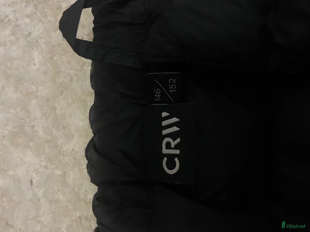 Säkerhetsvästar ryttarutrustning till salu: Säkerhetsväst, lång vinter kappa, ridkjol - Annons 6