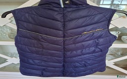 Jackor & Kavajer ryttarutrustning till salu: Mountain horse väst i Kallinge - Annons 2