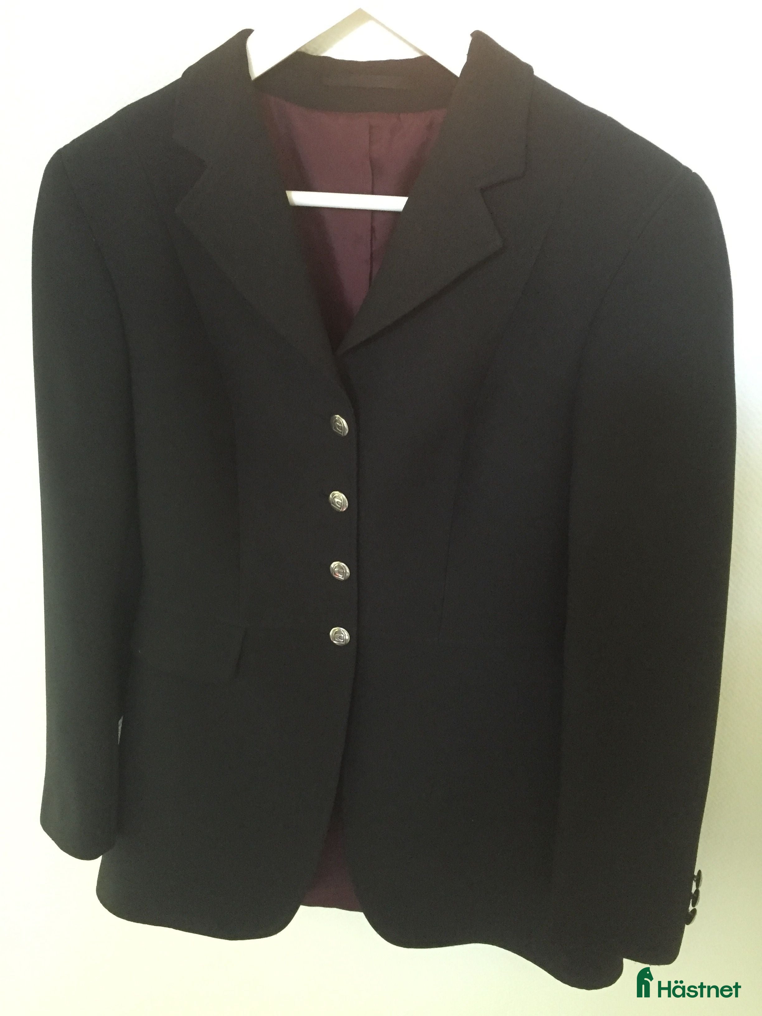 Jackor & Kavajer ryttarutrustning till salu: Pikeur Cavallo tävlingskavaj i Härryda - Annons 6