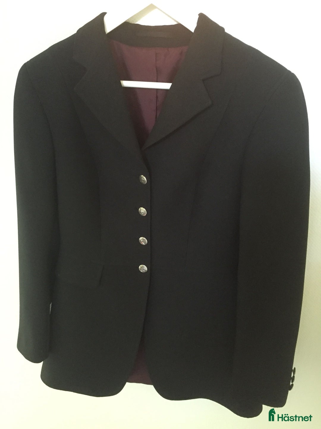 Jackor & Kavajer ryttarutrustning till salu: Pikeur Cavallo tävlingskavaj i Härryda - Annons 1