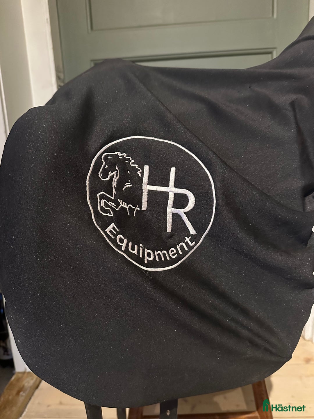 Sadlar hästutrustning till salu: Fin HR Von 17"  - Annons 2