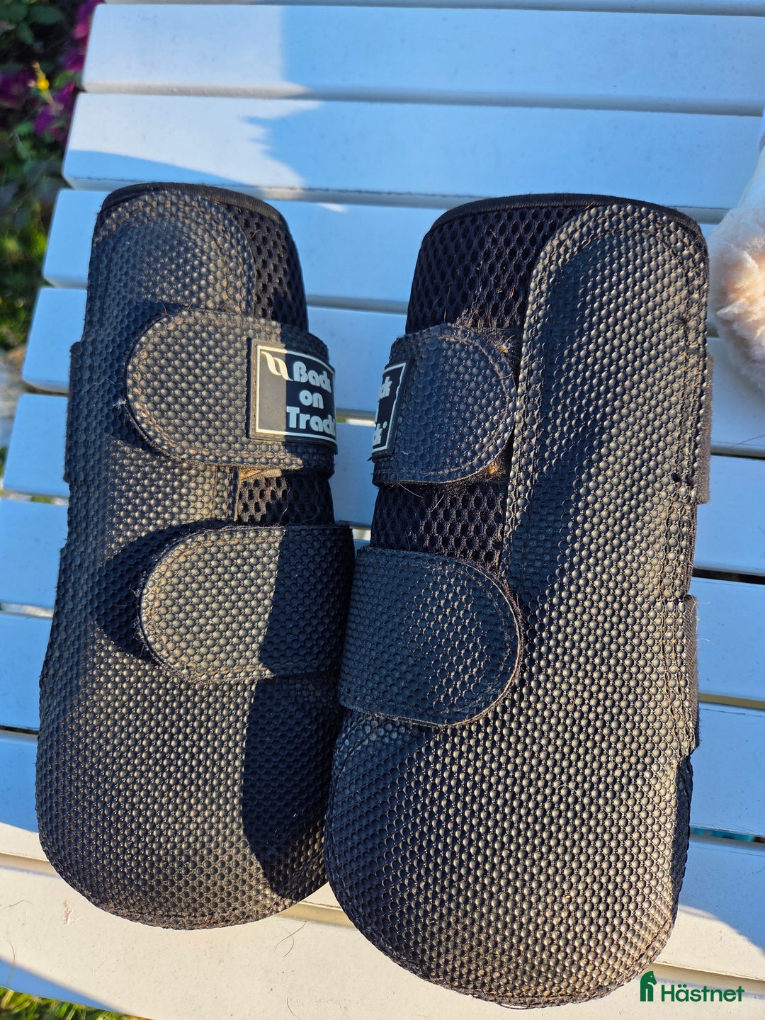 Benskydd hästutrustning till salu: Damasker och senskydd i Vikbolandet - Annons 5