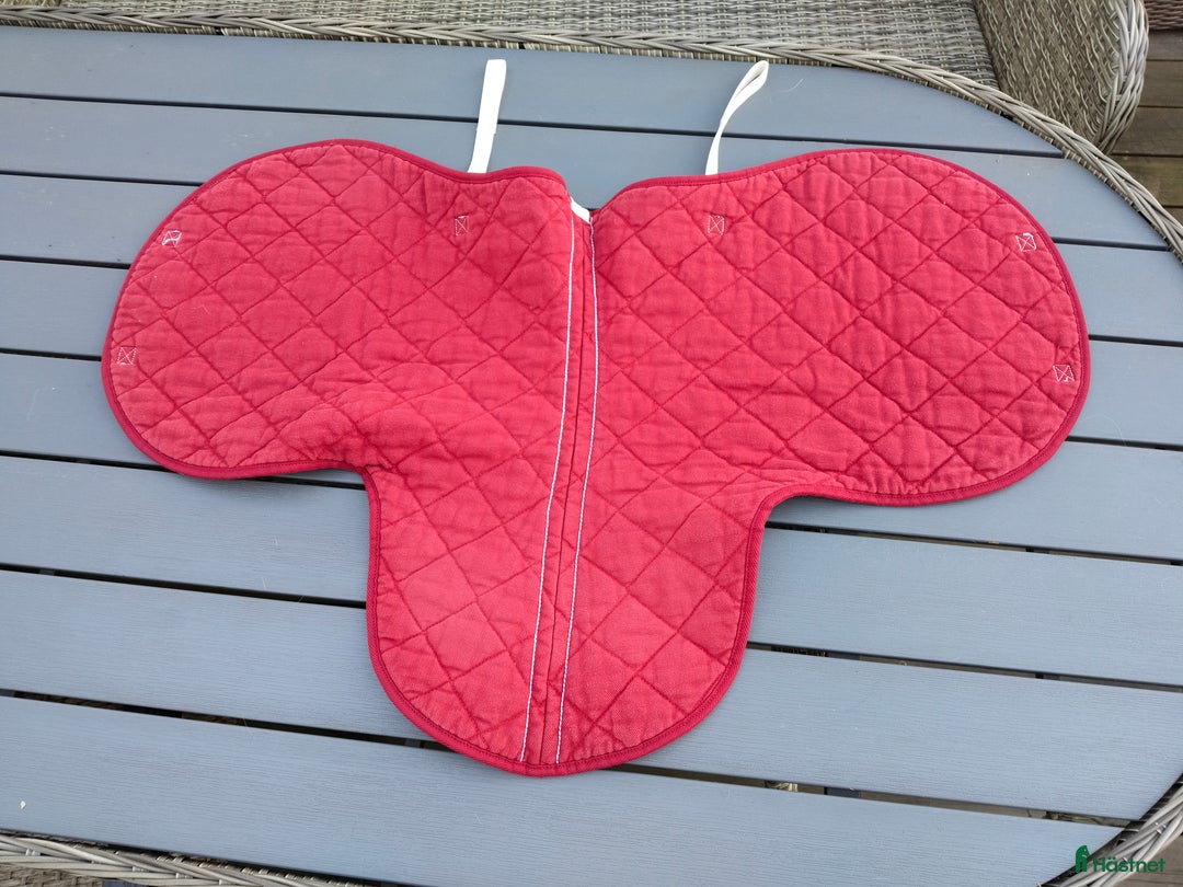 Schabrak & Vojlockar hästutrustning till salu: Diverse schabrak, paddar & vojlockar i Ljungbyholm - Annons 12