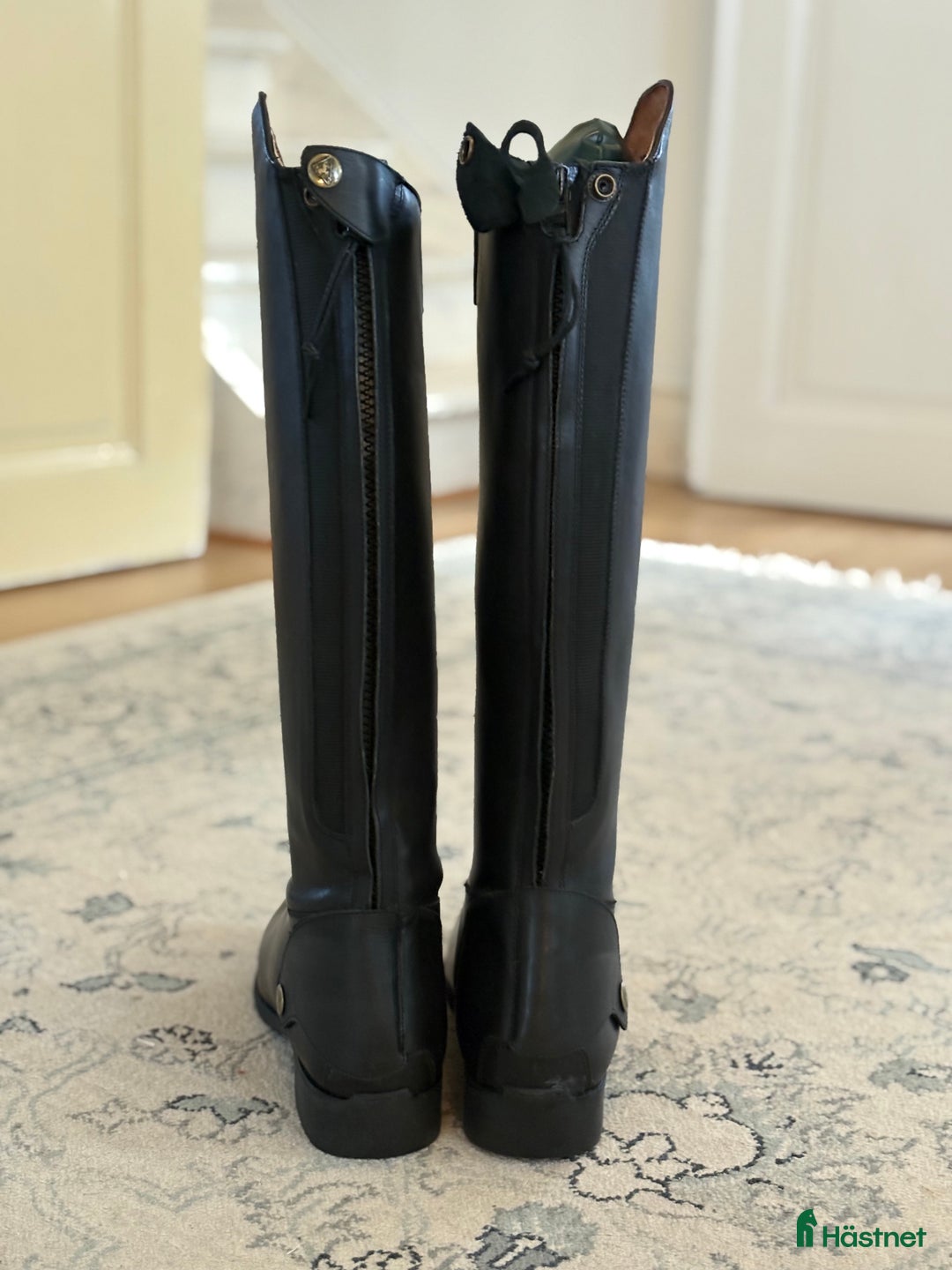 Ridstövlar ryttarutrustning till salu: Ridstövlar Mountain Horse storlek 40 i Jämjö - Annons 2