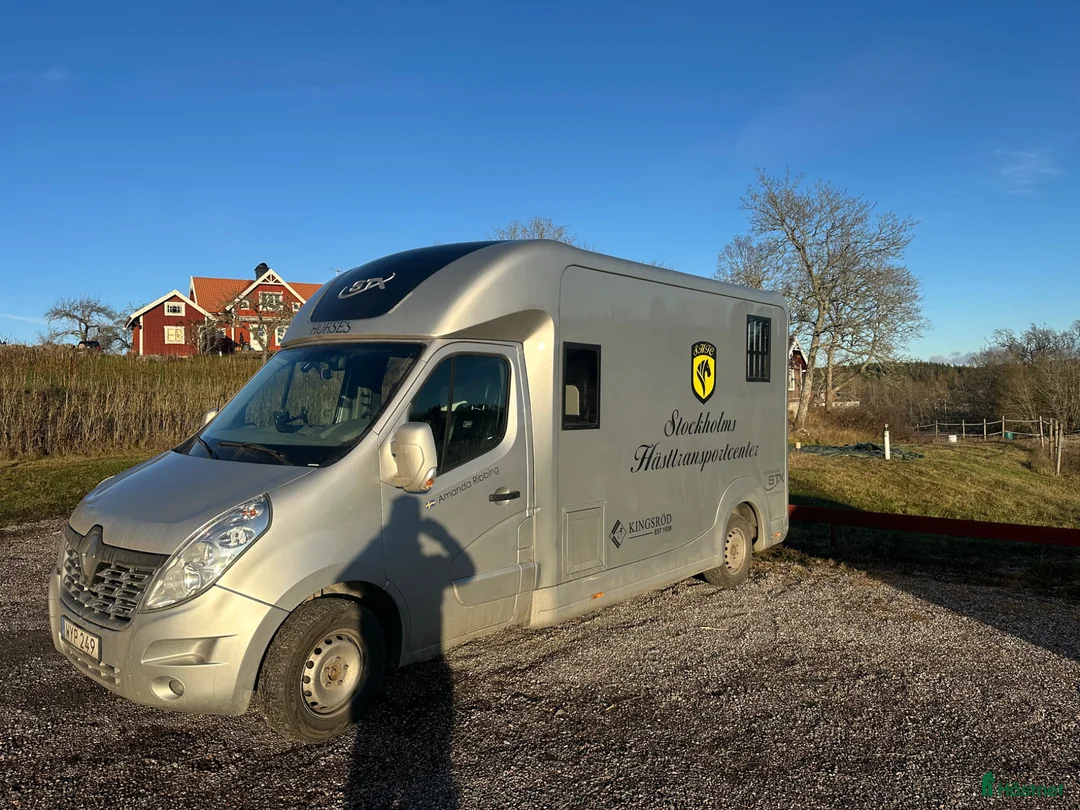 Hästlastbilar  fordon & transport till salu: Super fin STX Hästbuss  i Södertälje - Annons 2