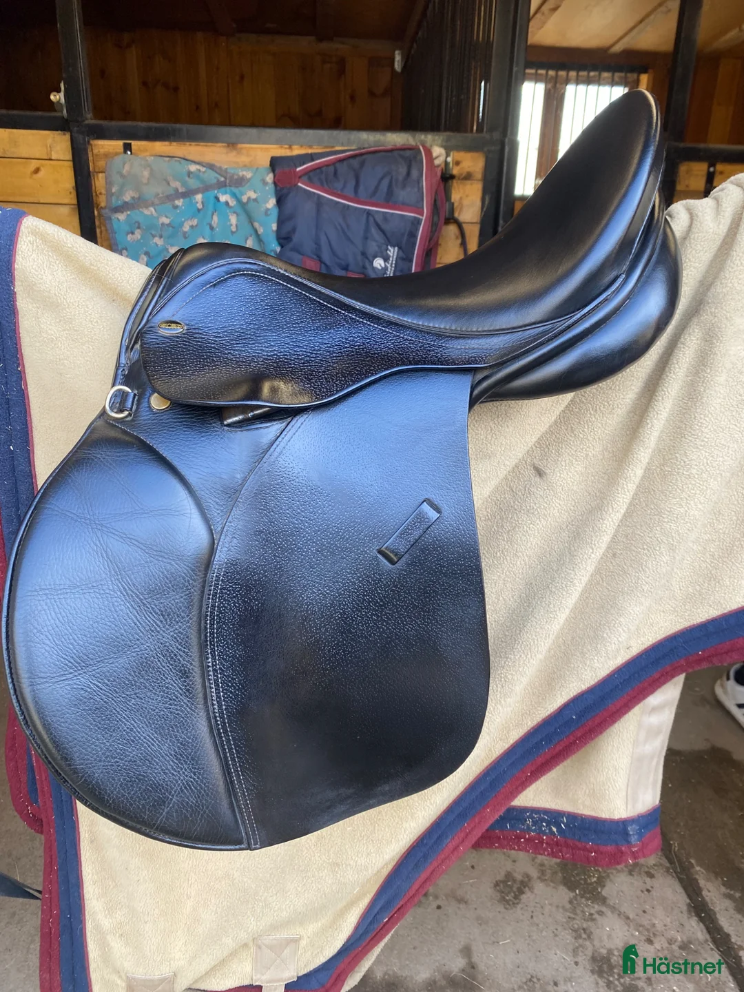 Sadlar hästutrustning till salu: Globus sadel till salu i Söderköping - Annons 2