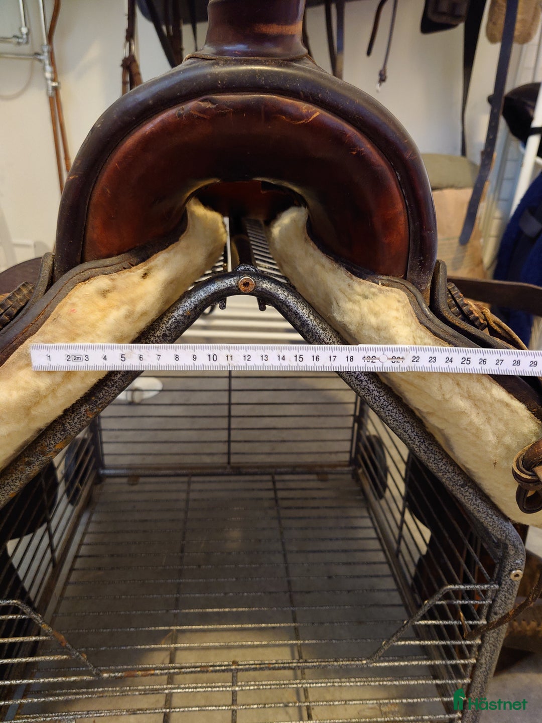 Sadlar hästutrustning till salu: Westernsadel, skön och stabil i Höje - Annons 7