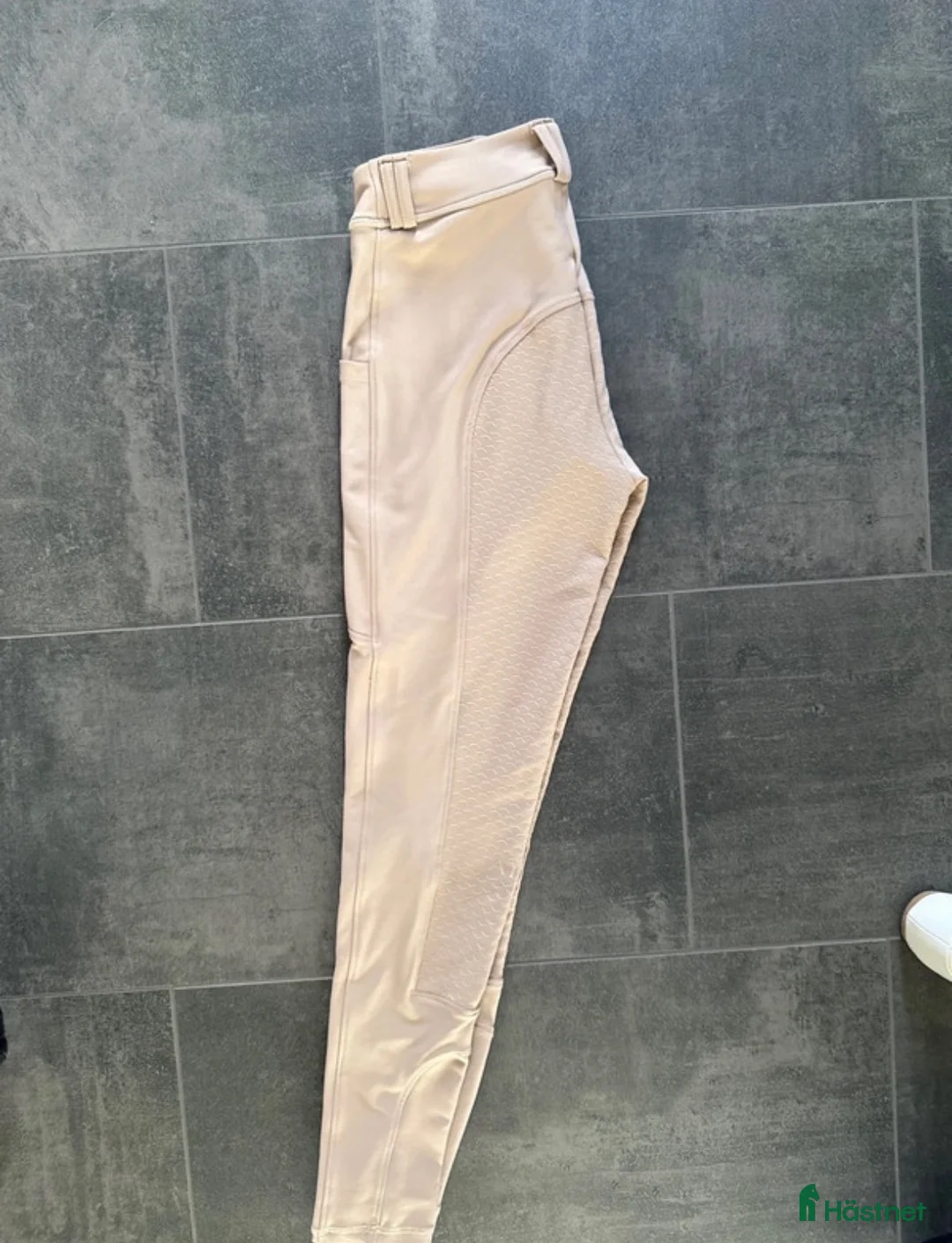 Ridbyxor ryttarutrustning till salu: Beiga ridbyxor  - Annons 2