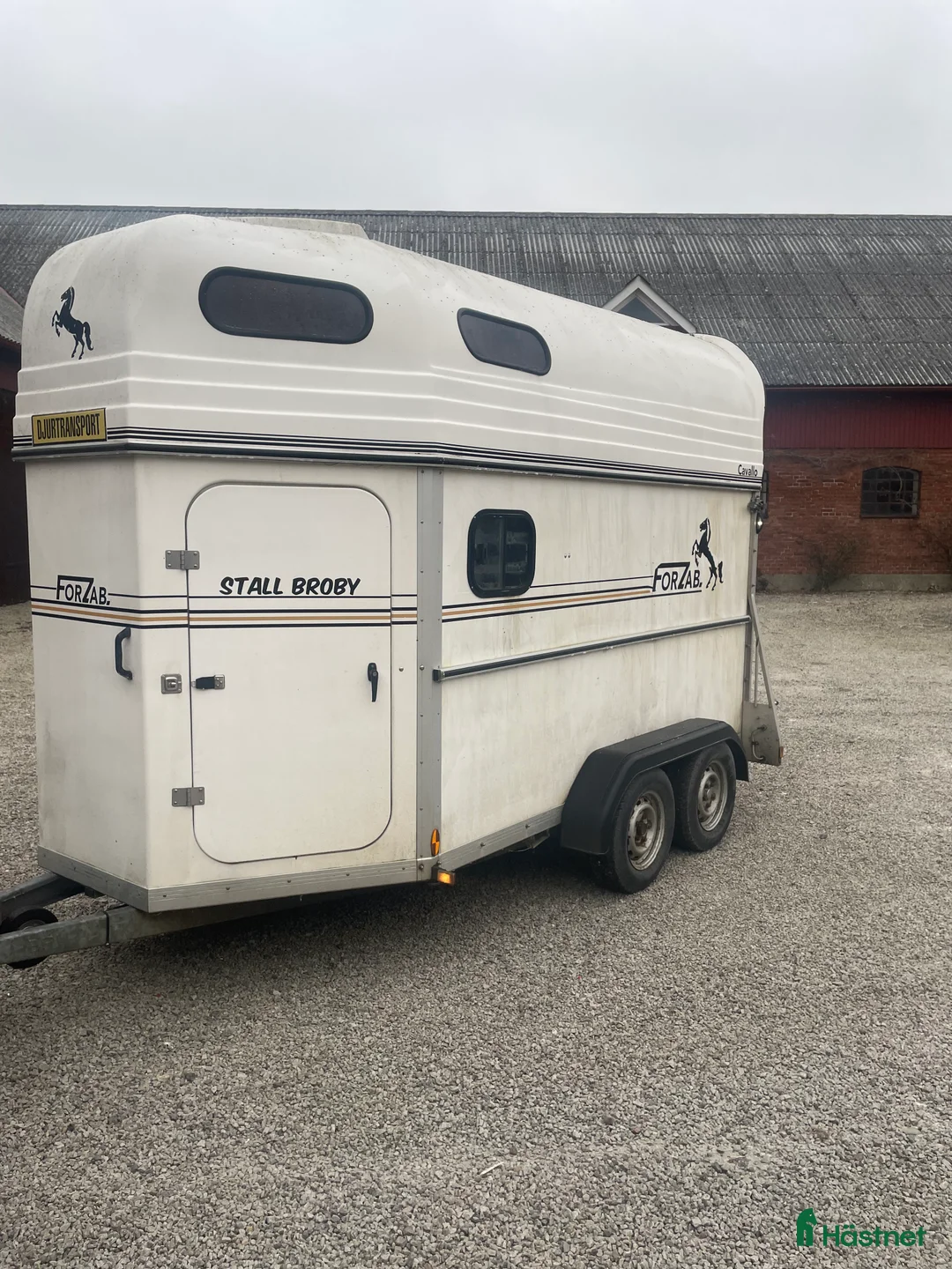 Hästtransporter  fordon & transport till salu: Forzab 2013 extra hög och bred i Eslöv - Annons 1