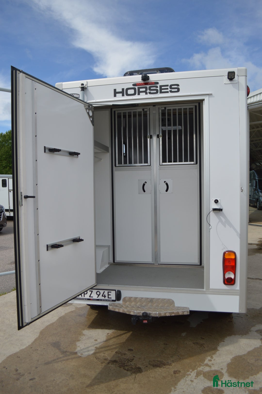 Hästlastbilar  fordon & transport till salu: Xtreme Cargo 3 sits Stuteri 2022 Lastvikt 1070kg i Kvicksund - Annons 4