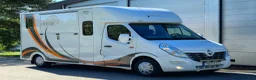 Hästlastbilar  fordon & transport till salu: 5-sitsig hästlastbil, Hög lastvikt - Annons 1